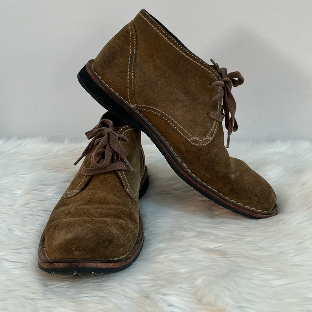 John Varvatos Men Brown Distressed Suede Chukka Boots Size 8M Lace Up Ankle